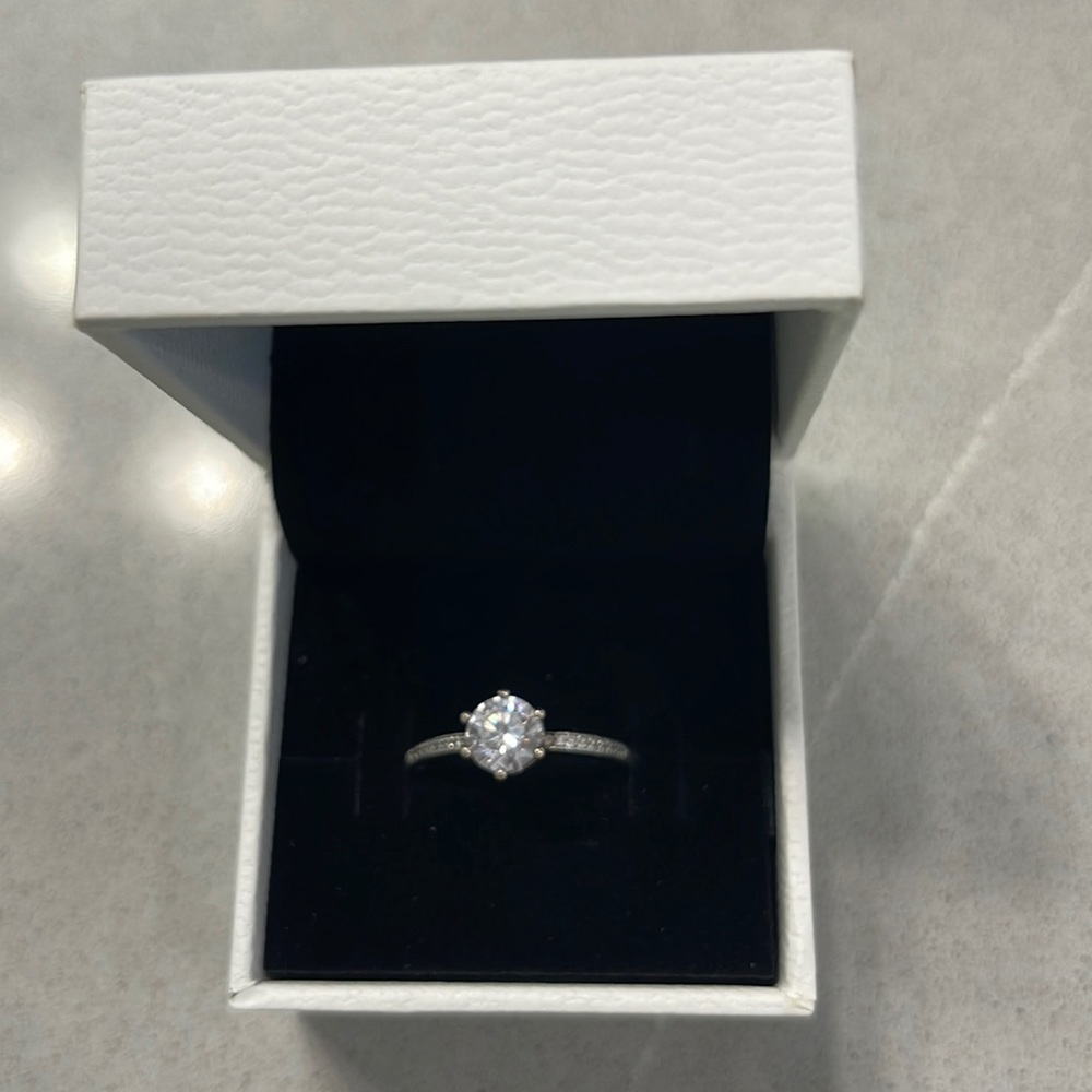Pandora Clear Sparkling Crown Solitaire Ring